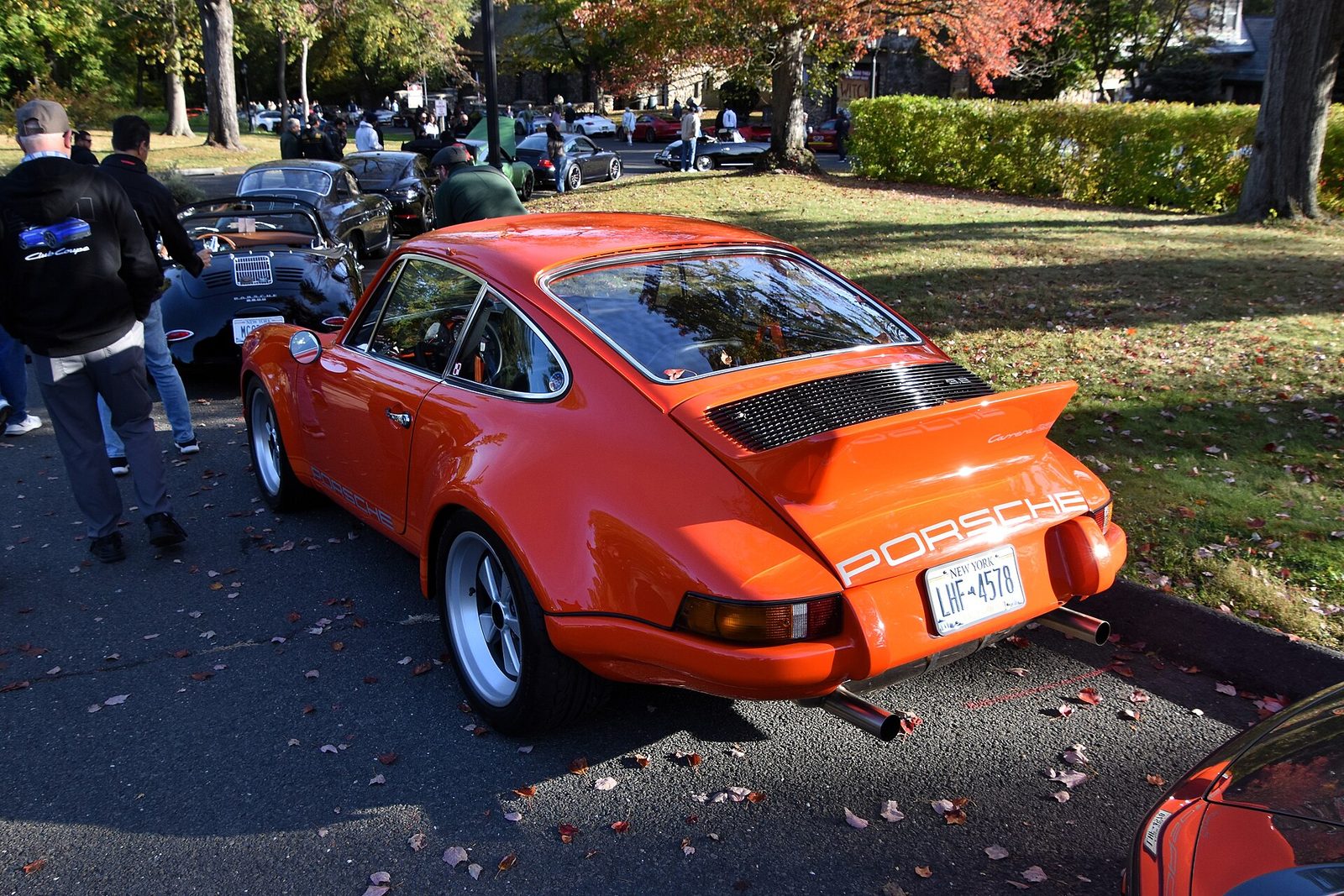Orange 1971 Porsche 911 T, not the car from the eBay listing